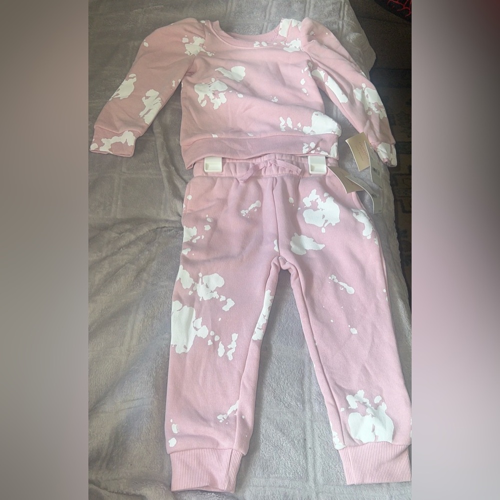 2t Girls sweat set